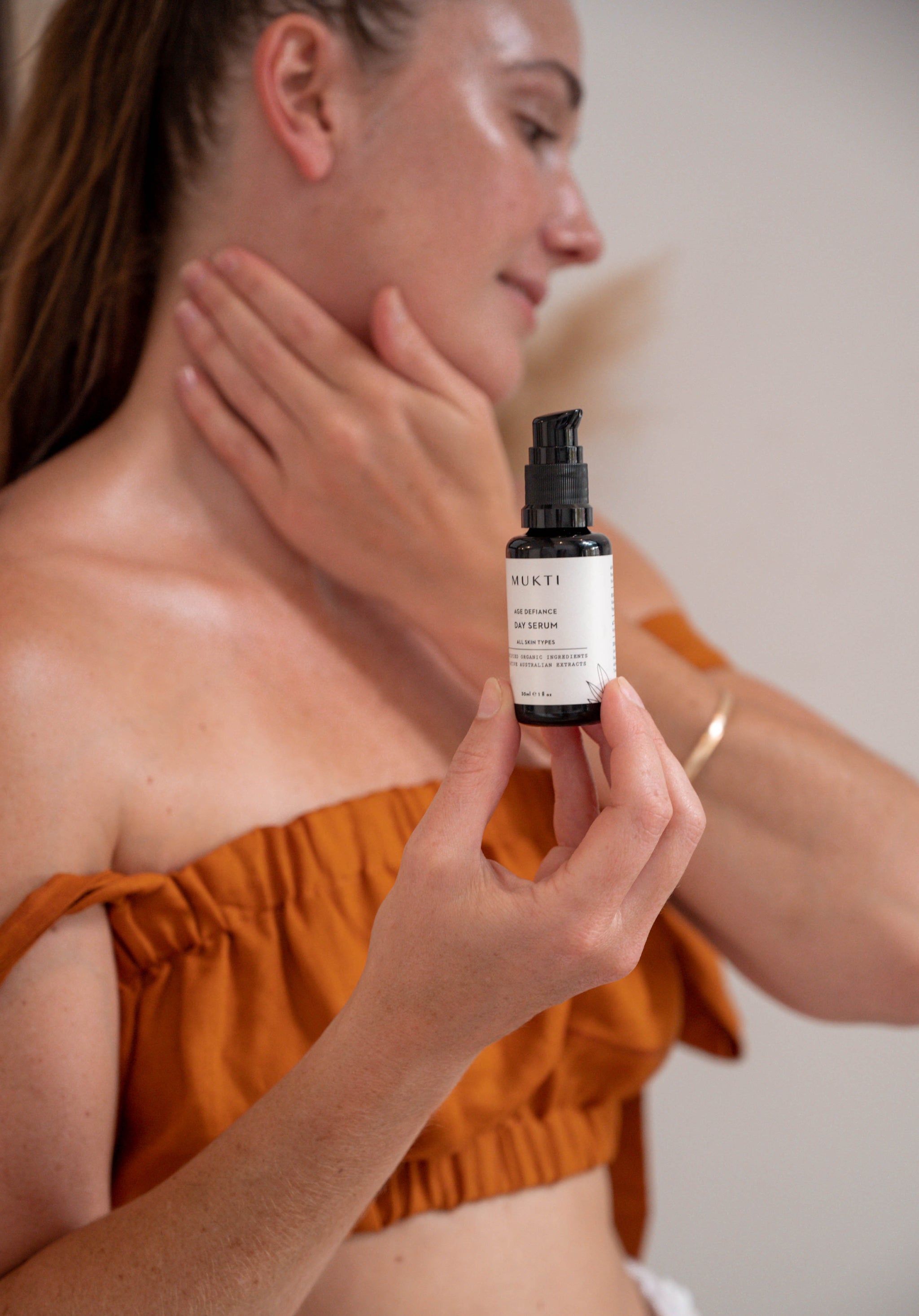 MUKTI Age Defiance Day Serum 日間胜肽抗皺精華 [30ml]